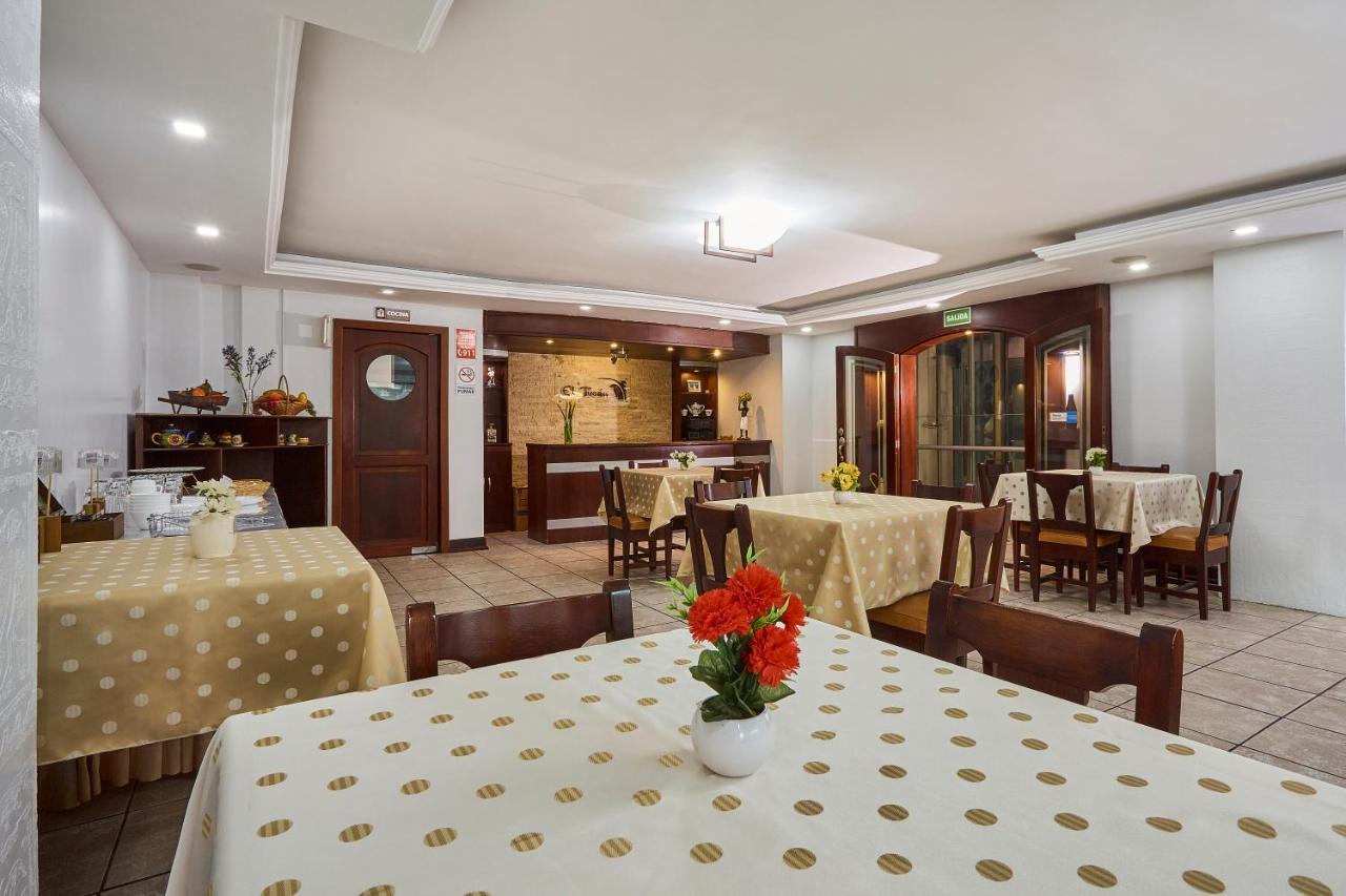 Hotel Podocarpus Loja Bagian luar foto