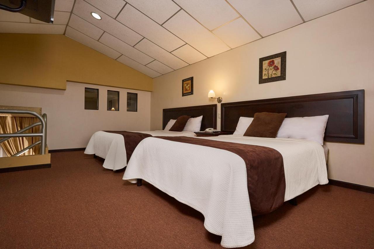 Hotel Podocarpus Loja Bagian luar foto