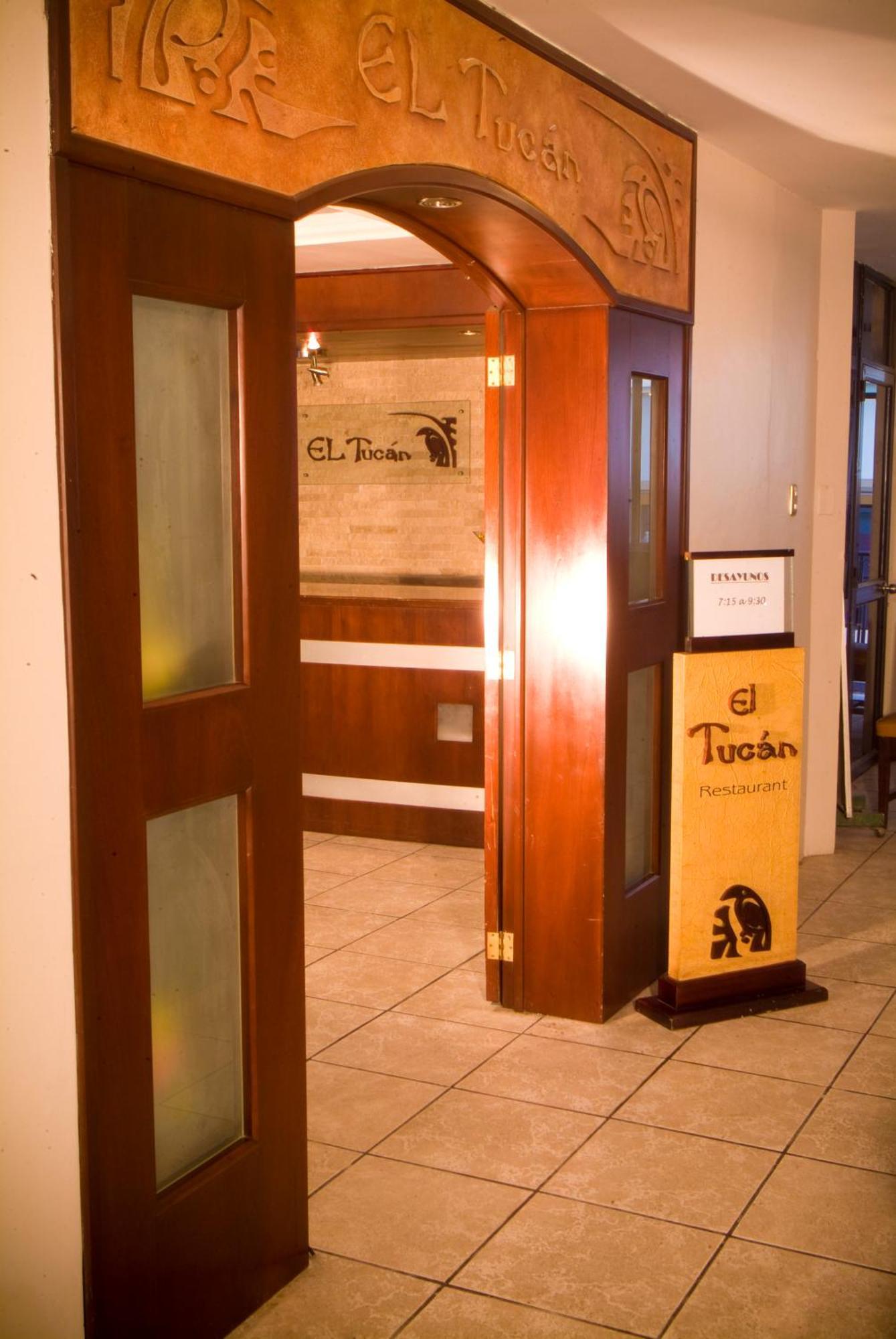 Hotel Podocarpus Loja Bagian luar foto