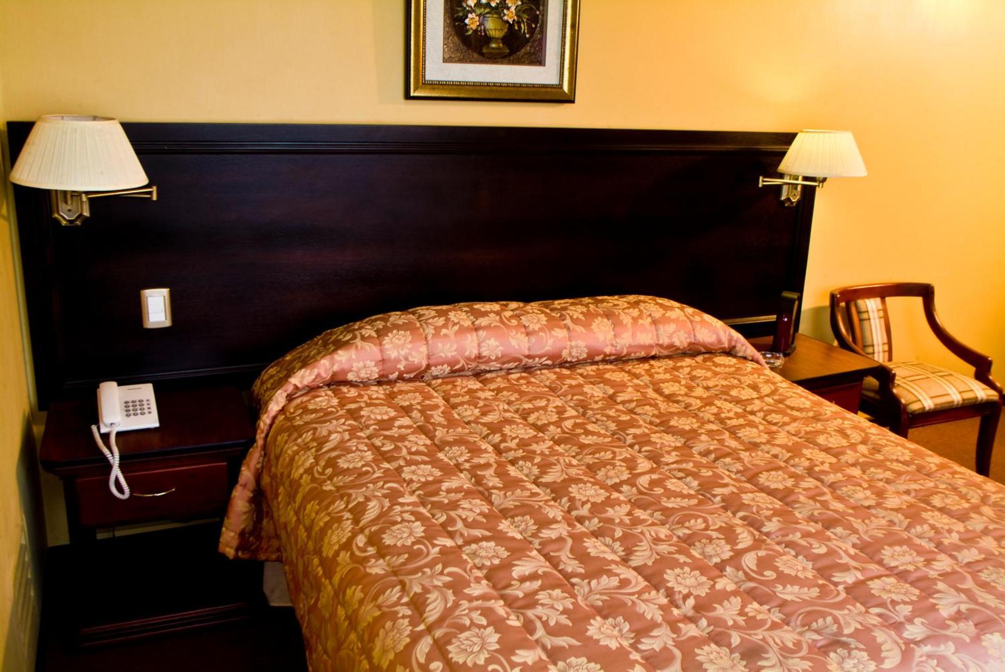 Hotel Podocarpus Loja Bagian luar foto